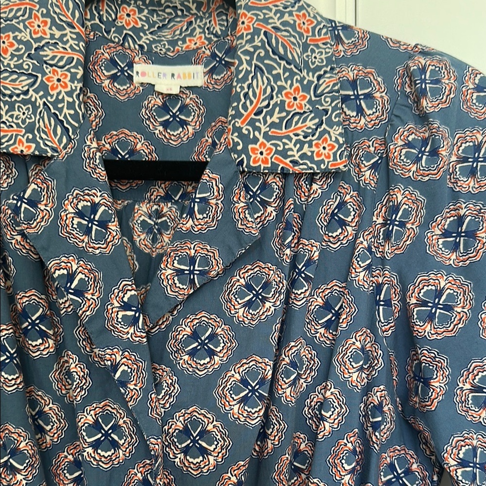 Roller Rabbit Blue Buttoned Tie Front Dress - Picture 2 of 3
